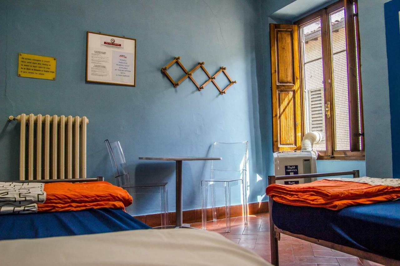 Santa Monaca Hostel 3*